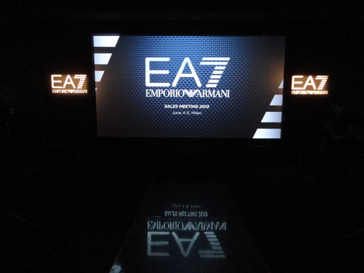 EA7 Sales Meeting SS13 (con Fasten Seatbelt), Teatro Armani – giugno&nbsp;2013