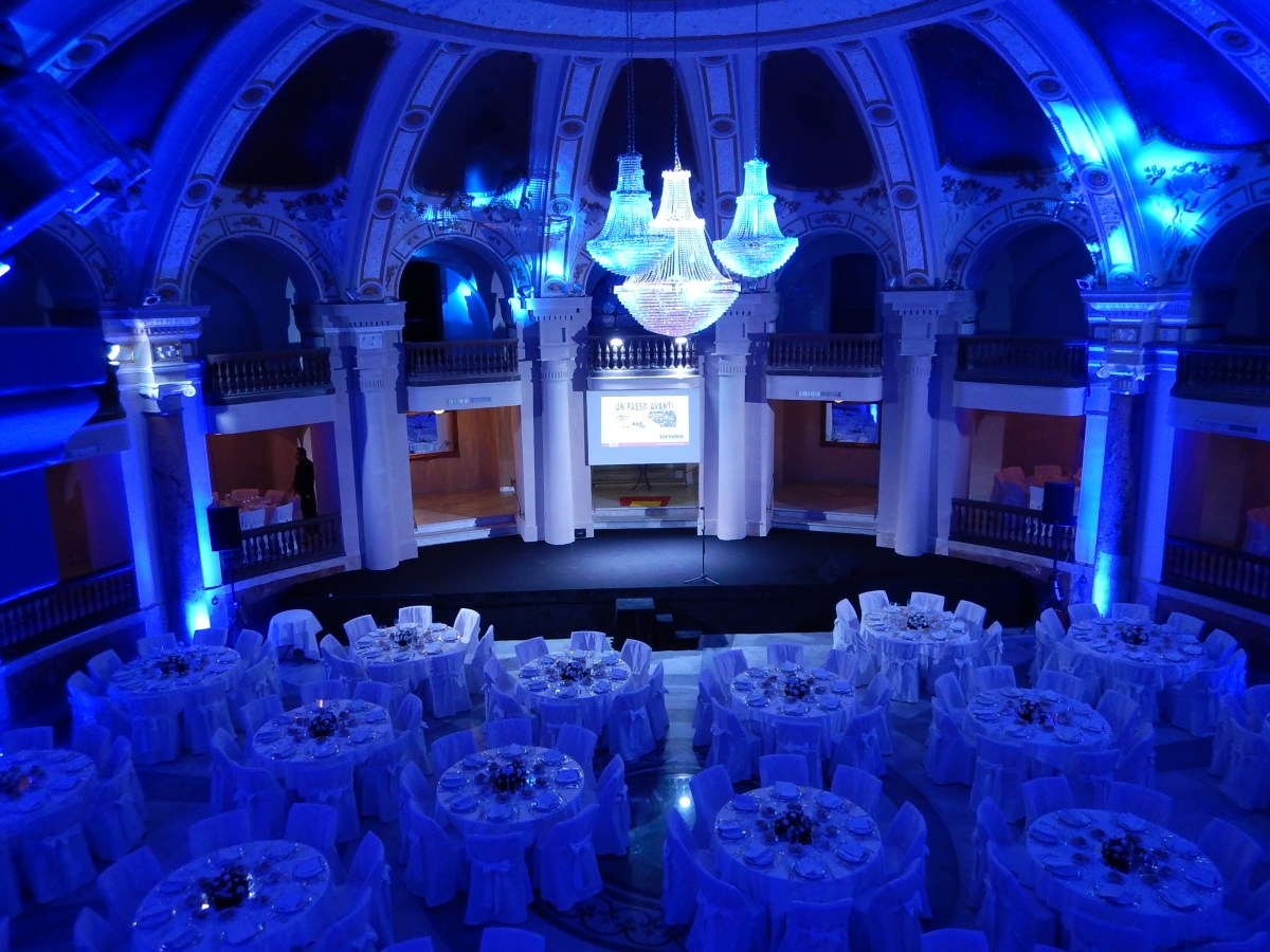 Cena di Gala Driver Pirelli (con Creo), Galleria Umberto I, Napoli – giugno&nbsp;2015